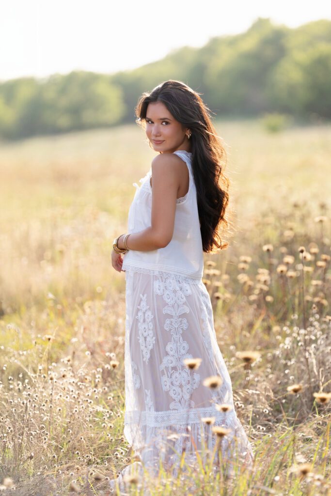 outdoor senior picture idea field in the fall
