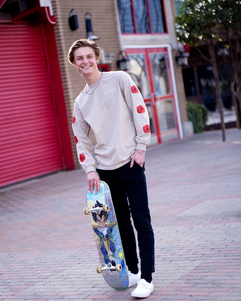 senior picture idea guy with skateboard